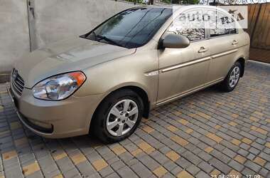 Седан Hyundai Accent 2006 в Первомайске