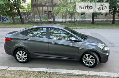 Седан Hyundai Accent 2013 в Миколаєві