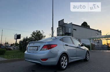 Седан Hyundai Accent 2013 в Киеве