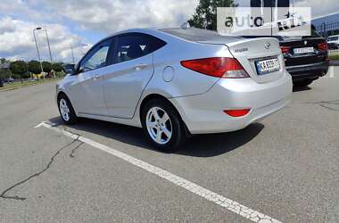 Седан Hyundai Accent 2011 в Киеве