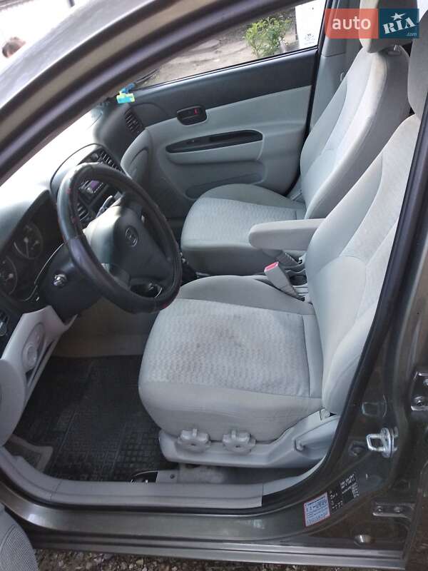 Седан Hyundai Accent 2008 в Житомирі