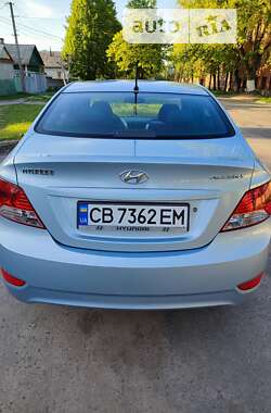 Седан Hyundai Accent 2011 в Чернігові