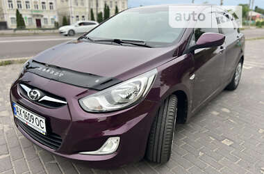 Седан Hyundai Accent 2013 в Харкові
