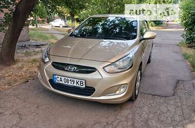 Седан Hyundai Accent 2013 в Черкасах