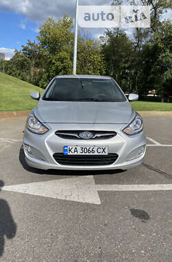 Седан Hyundai Accent 2011 в Києві