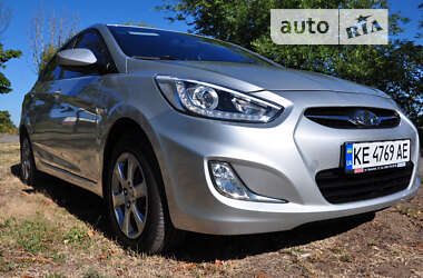 Седан Hyundai Accent 2013 в Дніпрі