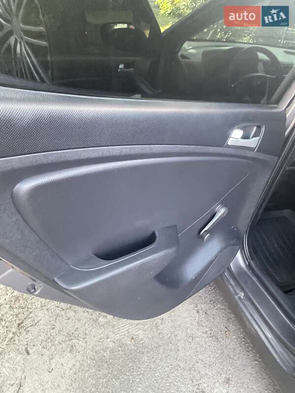 Седан Hyundai Accent 2011 в Конотопі