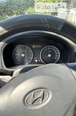 Седан Hyundai Accent 2008 в Киеве