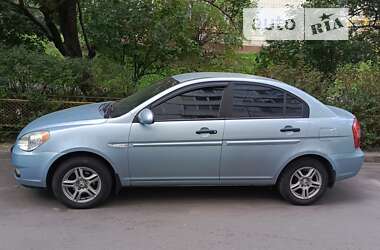 Седан Hyundai Accent 2007 в Киеве