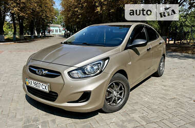 Седан Hyundai Accent 2011 в Харкові