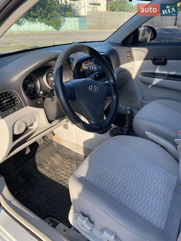 Седан Hyundai Accent 2008 в Києві фото 16 Седан Hyundai Accent 2008 в Києві