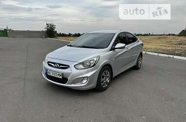 Седан Hyundai Accent 2012 в Дніпрі