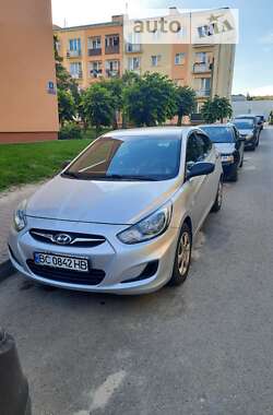 Седан Hyundai Accent 2013 в Львове