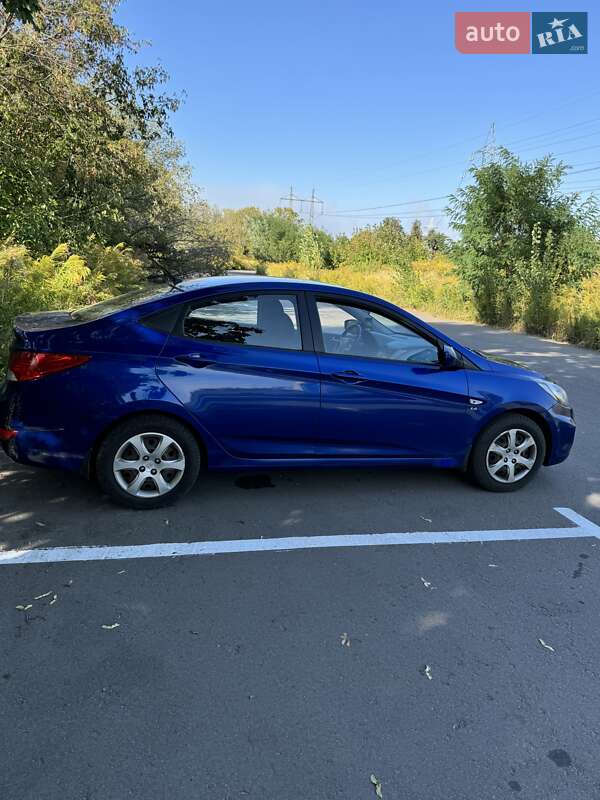 Седан Hyundai Accent 2011 в Киеве фото 5 Седан Hyundai Accent 2011 в Киеве