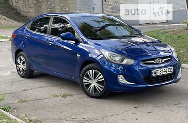 Седан Hyundai Accent 2011 в Кам'янському