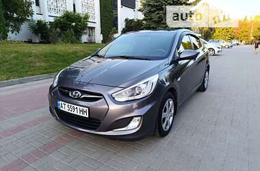 Седан Hyundai Accent 2014 в Тернополі