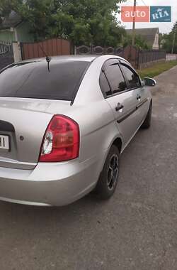 Седан Hyundai Accent 2008 в Гребінці
