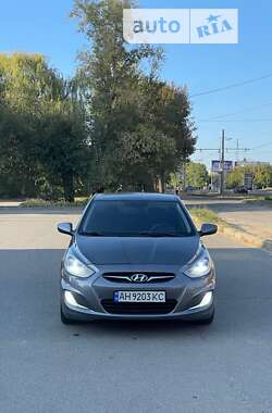 Седан Hyundai Accent 2012 в Харкові