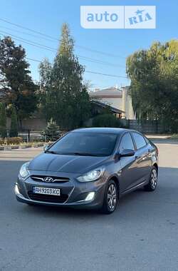 Седан Hyundai Accent 2012 в Харкові