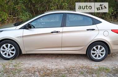 Седан Hyundai Accent 2011 в Кобеляках