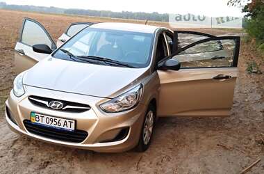 Седан Hyundai Accent 2011 в Кобеляках