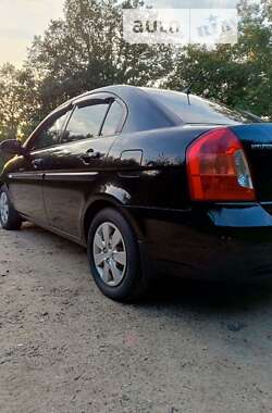 Седан Hyundai Accent 2008 в Киеве