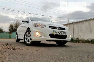 Седан Hyundai Accent 2013 в Киеве