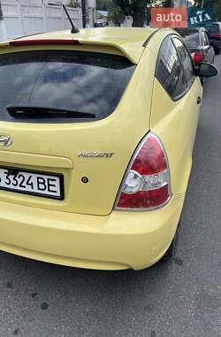 Хэтчбек Hyundai Accent 2008 в 