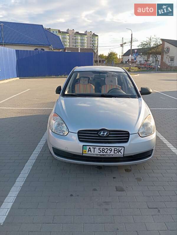 Седан Hyundai Accent 2008 в Калуше