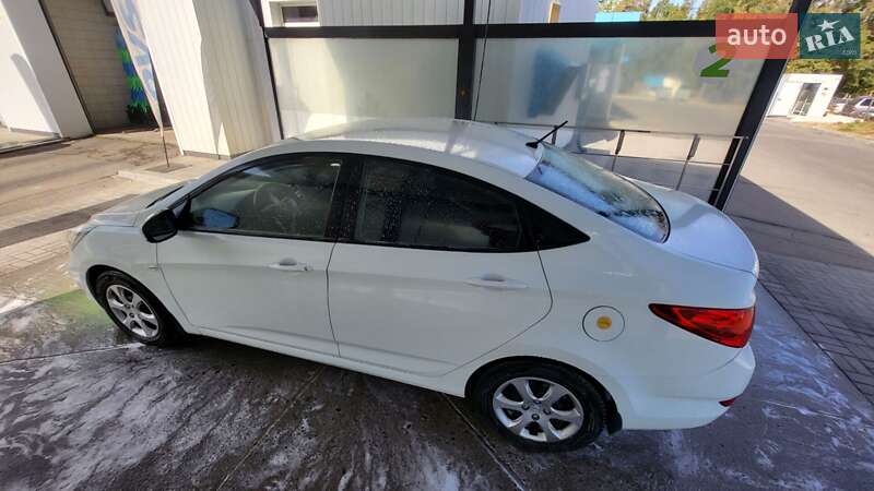 Седан Hyundai Accent 2012 в Кременчуці