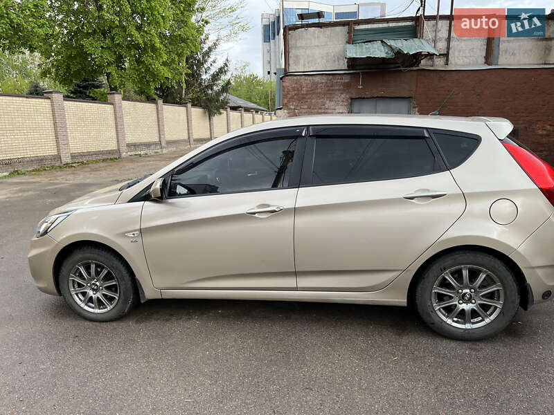 Хэтчбек Hyundai Accent 2012 в Харькове фото 7 Хэтчбек Hyundai Accent 2012 в Харькове
