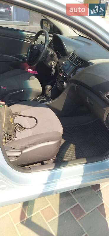 Седан Hyundai Accent 2011 в Запорожье