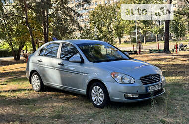 Седан Hyundai Accent 2007 в Киеве