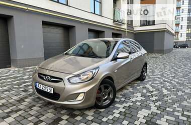 Седан Hyundai Accent 2012 в Івано-Франківську