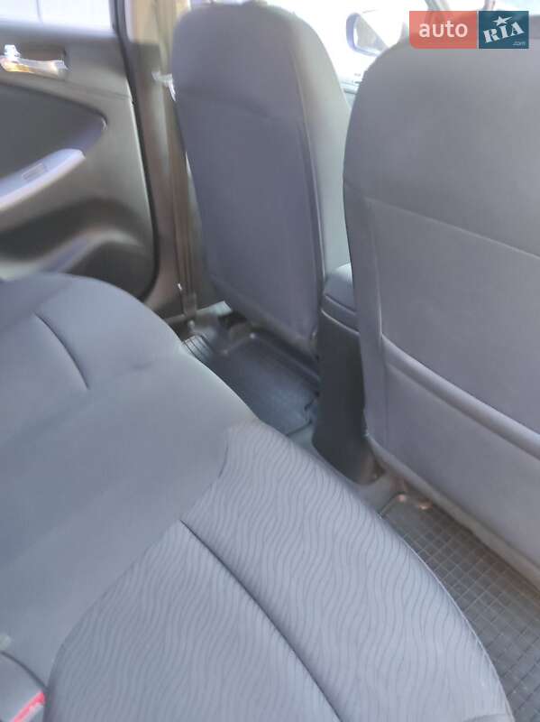 Седан Hyundai Accent 2012 в Харькове