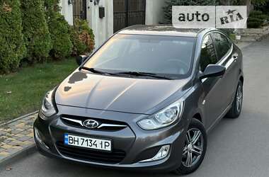 Седан Hyundai Accent 2013 в Одесі