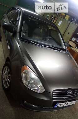 Седан Hyundai Accent 2009 в Чернігові