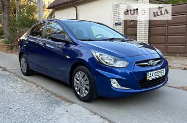 Седан Hyundai Accent 2013 в Харкові