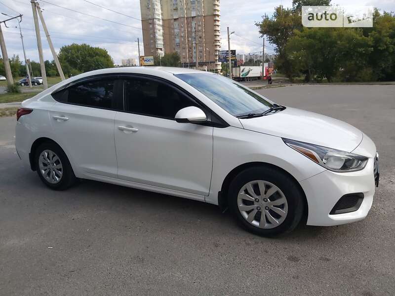 Седан Hyundai Accent 2018 в Києві