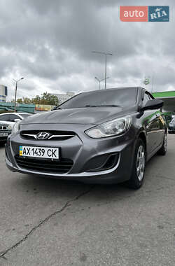 Седан Hyundai Accent 2011 в 