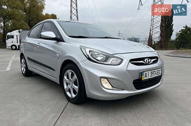 Седан Hyundai Accent 2013 в Киеве