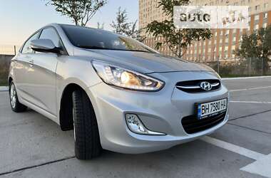 Седан Hyundai Accent 2015 в Одесі