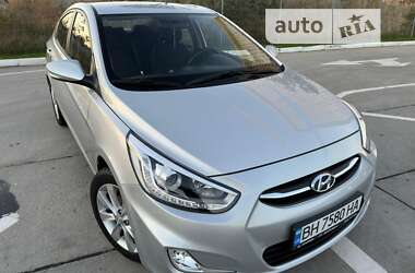 Седан Hyundai Accent 2015 в Одесі