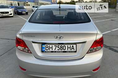 Седан Hyundai Accent 2015 в Одесі