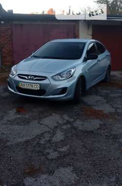 Седан Hyundai Accent 2012 в Харькове