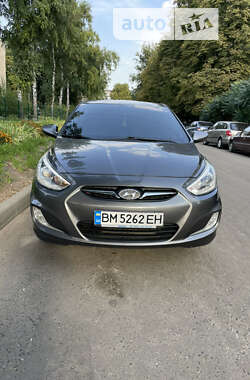 Седан Hyundai Accent 2013 в Сумах