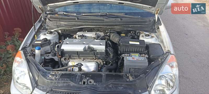 Седан Hyundai Accent 2007 в Ромнах