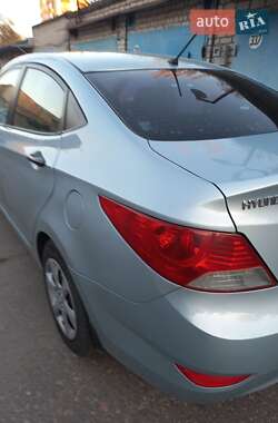 Седан Hyundai Accent 2011 в Николаеве