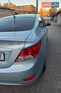 Седан Hyundai Accent 2011 в Николаеве