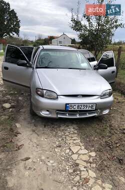 Седан Hyundai Accent 1995 в Самборі